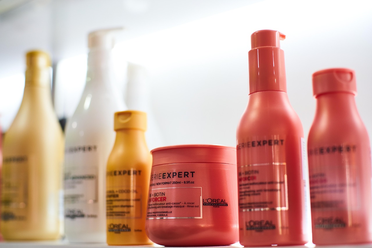 Entretenir ses cheveux au quotidien : les bons réflexes