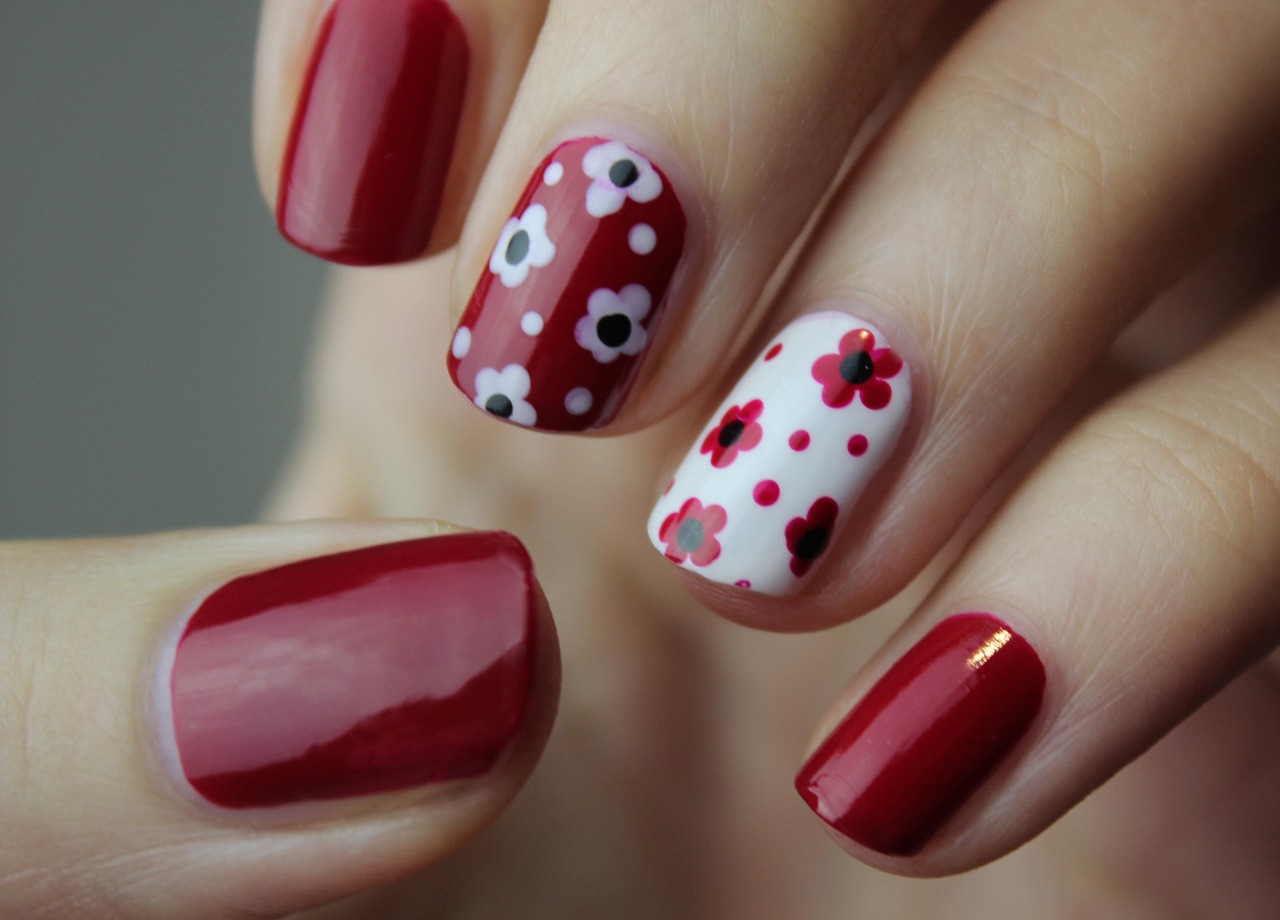 Manucure maison : des ongles impeccables sans institut